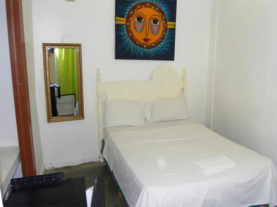 Hostal Dominico Mundial Santo Domingo Otel